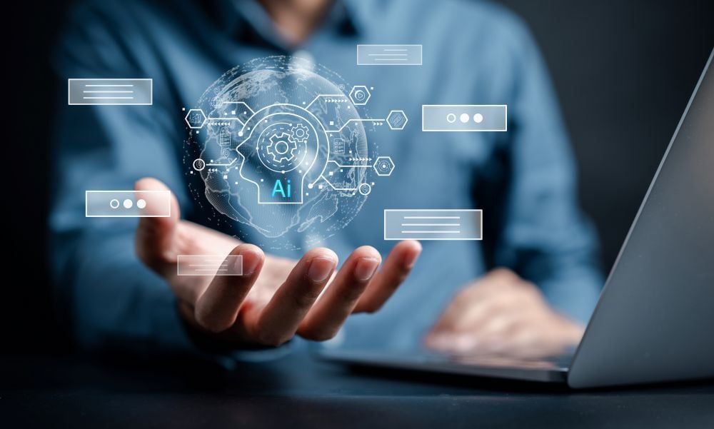 CRMから始めるAI活用戦略|顧客体験を変えるデータ統合の重要性